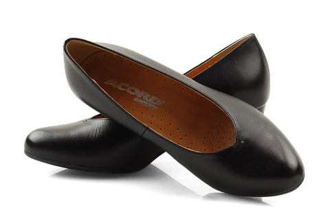 Acord 5984 czarne skórzane półbuty