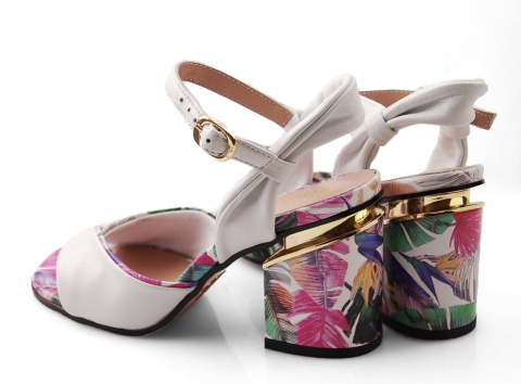 Boccato 013.930 białe skózane sandały