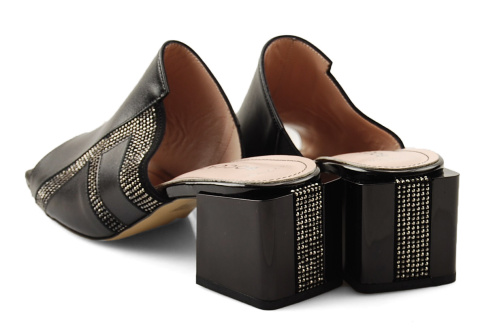 Boccato 617.5479 czarne skórzane klapki Boccato 617.5479 czarne skórzane klapki