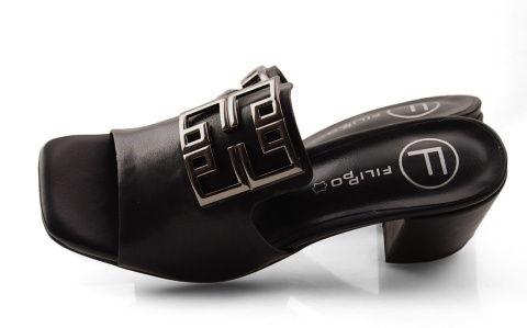 Filippo DK3731 czarne skórzane klapki