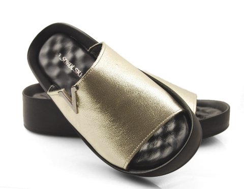 T.Sokolski L22-313 złote skórzane klapki T.Sokolski L22-313 złote skórzane klapki
