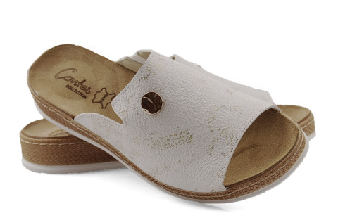 Contes 583 białe skórzane klapki