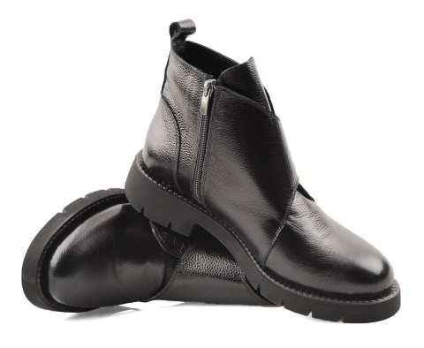 Boccato 0681-1601 czarne skórzane botki Boccato 0681-1601 czarne skórzane botki