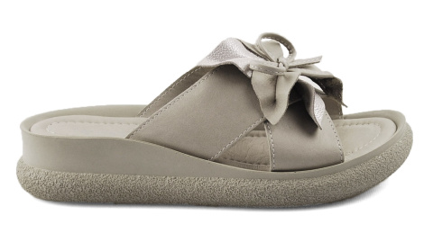 T.Sokolski L25-483 szare skórzane klapki