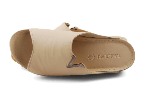 T.Sokolski L211 beżowe skórzane klapki