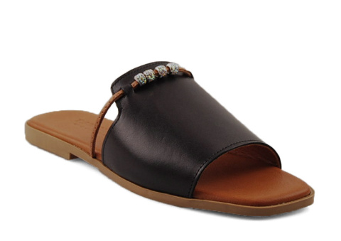 T.Sokolski L25-481 czarne skórzane klapki