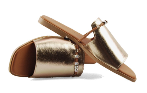 T.Sokolski L25-481 złote skórzane klapki