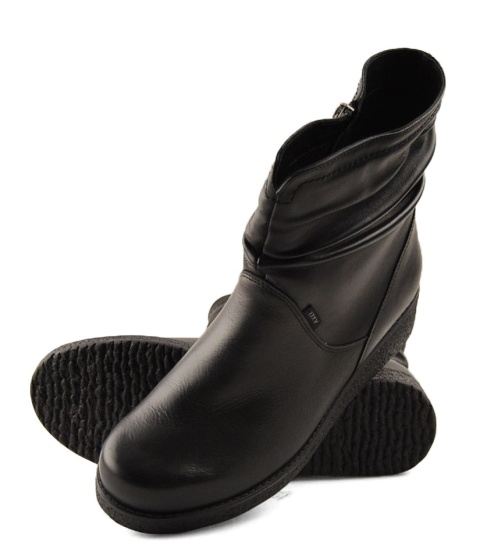 Axel 4092 czarne skórzane botki